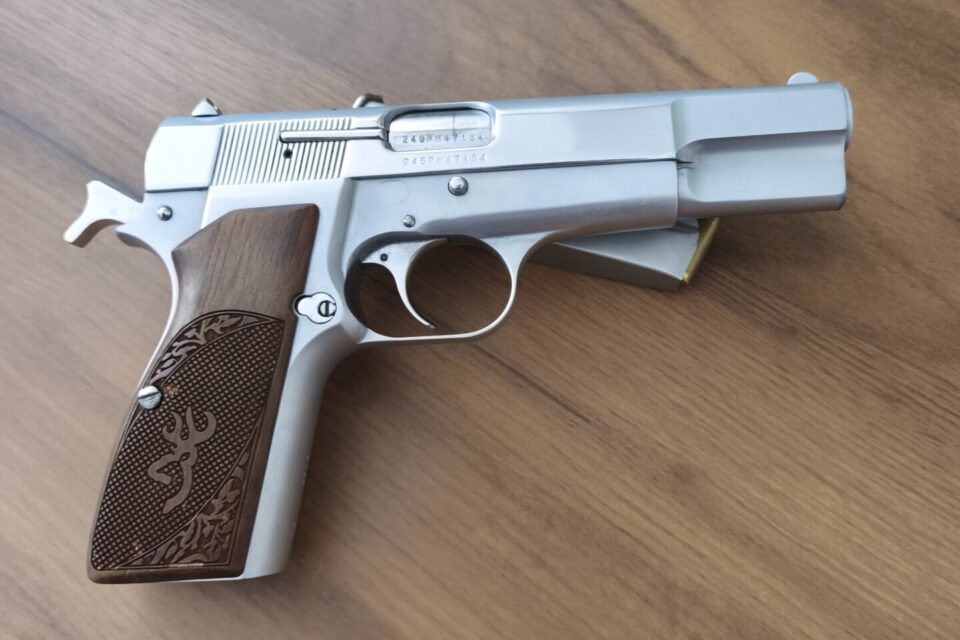 Satılık TABANCA – Browning HP (14'lü) – 9mm (9x19mm) – Taşıma Ruhsatlı – İstanbul – İlan 15000 – Görsel 15002