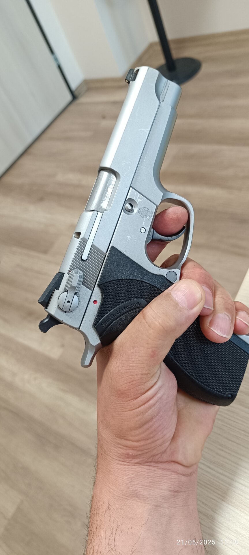 Satılık TABANCA – Smith & Wesson 5906 – 9mm (9x19mm) – Taşıma Ruhsatlı – Yalova – İlan 15723 – Görsel 15728