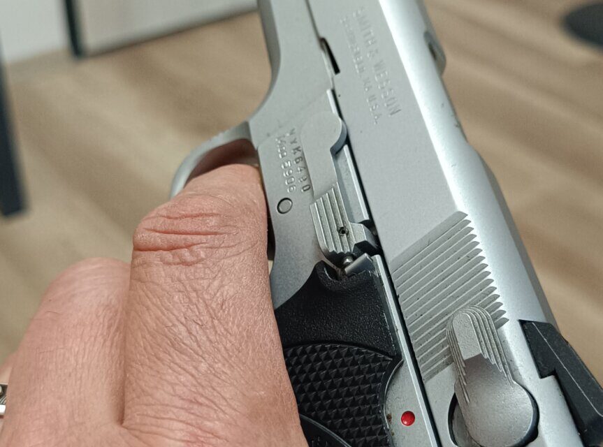 Satılık TABANCA – Smith & Wesson 5906 – 9mm (9x19mm) – Taşıma Ruhsatlı – Yalova – İlan 15723 – Görsel 15729