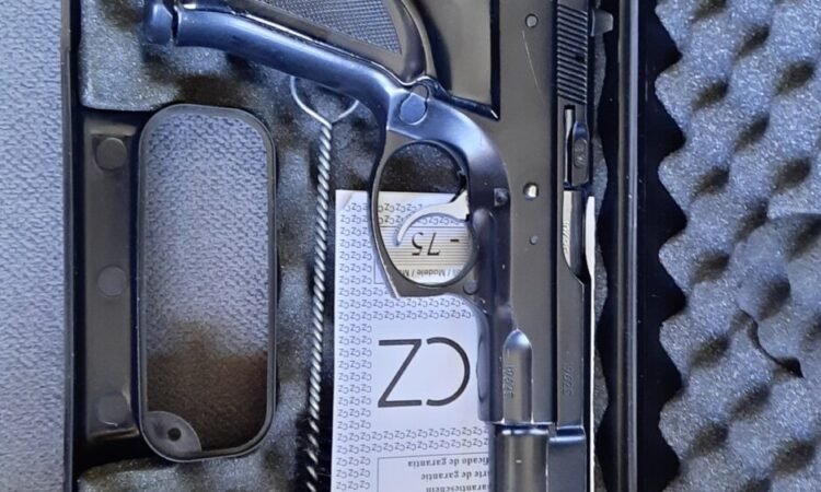 CZ 75 Kutulu | Silah ilanı # 2 Satılık TABANCA – CZ 75 – 9mm (9x19mm) – Taşıma Ruhsatlı – Ankara – İlan 16284 – Görsel 16290