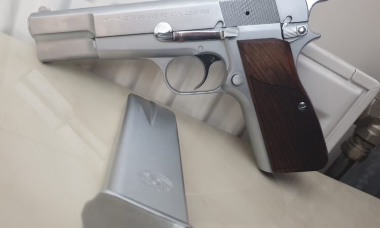 Satılık TABANCA – Browning HP (14'lü) – 9mm (9x19mm) – Taşıma Ruhsatlı – İstanbul – İlan 14818 – Görsel 14819