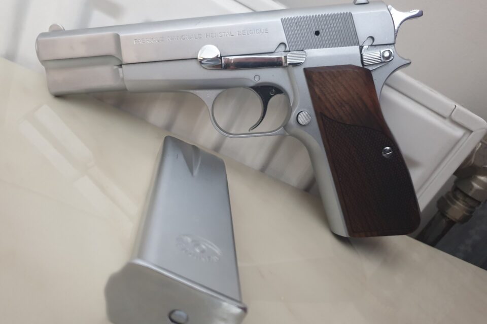 Satılık TABANCA – Browning HP (14'lü) – 9mm (9x19mm) – Taşıma Ruhsatlı – İstanbul – İlan 14818 – Görsel 14819