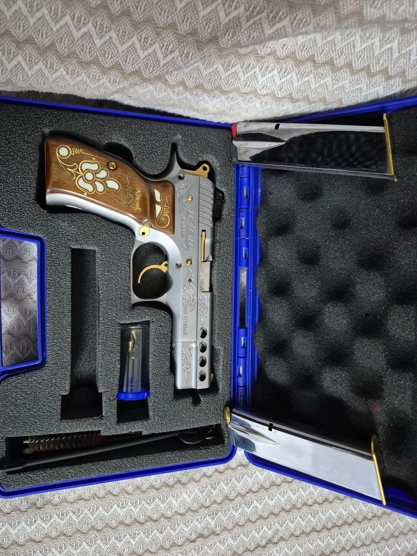 Satılık TABANCA – Sarsılmaz P8 – 9mm (9x19mm) – Bulundurma Ruhsatlı – Antalya – İlan 16198 – Görsel 16200