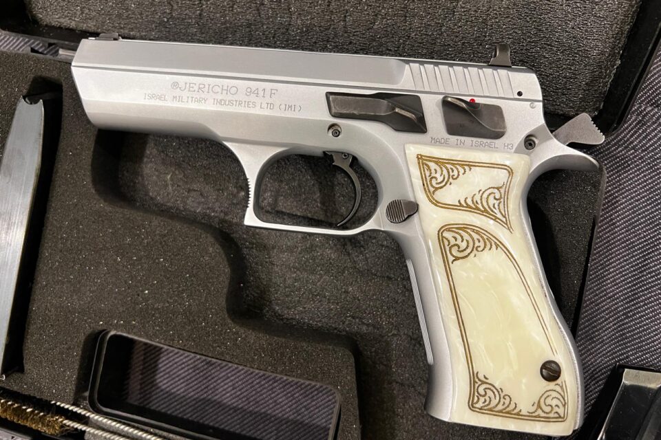 Satılık TABANCA – IMI (Israel Military Industries) – 9mm (9x19mm) – Bulundurma Ruhsatlı – Sivas – İlan 15332 – Görsel 15338