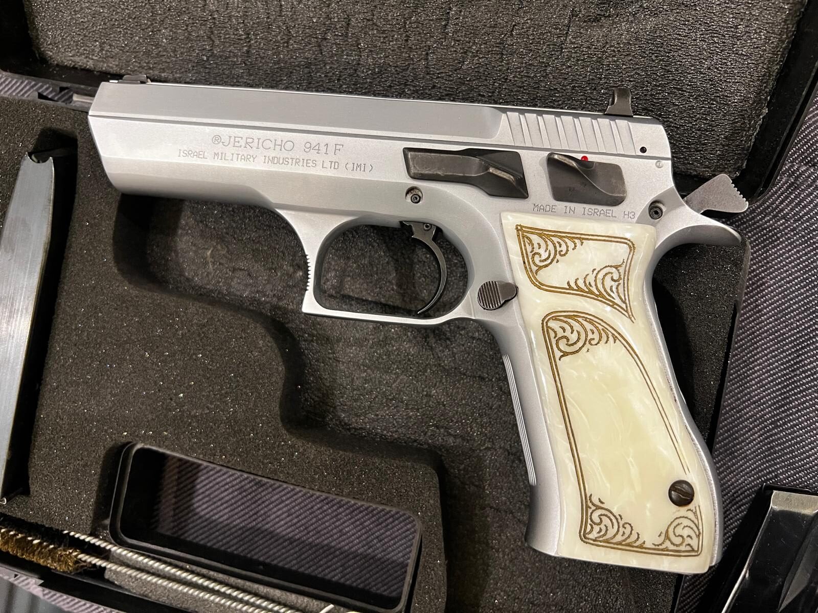 Jericho 941F (IMI) 9mm 17+1 Özel Seri | Silah ilanı # 3 Satılık TABANCA – IMI (Israel Military Industries) – 9mm (9x19mm) – Bulundurma Ruhsatlı – Sivas – İlan 15332 – Görsel 15338