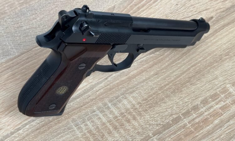 Satılık TABANCA – Beretta 92 – 9mm (9x19mm) – Bulundurma Ruhsatlı – Samsun – İlan 16360 – Görsel 16366