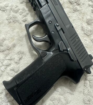 Satılık TABANCA – Sig Sauer SP2022 – 9mm Browning Long – Taşıma Ruhsatlı – Antalya – İlan 15399 – Görsel 15400