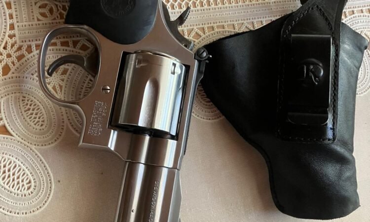 Satılık TABANCA – Smith & Wesson Model 586 – 357 Magnum – Bulundurma Ruhsatlı – Kırklareli – İlan 16562 – Görsel 16565