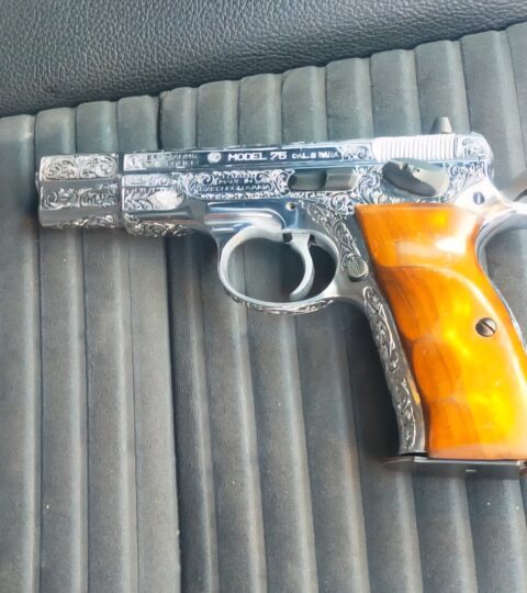 Satılık TABANCA – CZ 75 – 9mm (9x19mm) – Taşıma Ruhsatlı – Adana – İlan 16044 – Görsel 16045