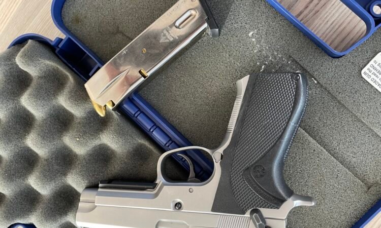 Satılık TABANCA – Smith & Wesson 5906 – 9mm (9x19mm) – Taşıma Ruhsatlı – Kars – İlan 14804 – Görsel 14808