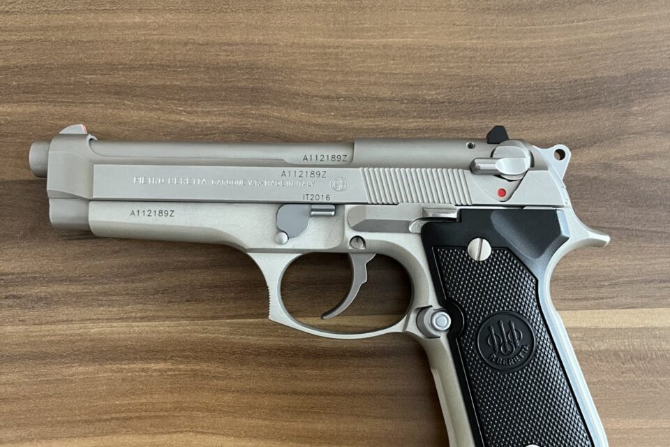 Satılık TABANCA – Beretta 92 – 9mm (9x19mm) – Bulundurma Ruhsatlı – Van – İlan 15807 – Görsel 15809