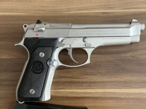 Satılık TABANCA – Beretta 92 – 9mm (9x19mm) – Bulundurma Ruhsatlı – Van – İlan 15807 – Görsel 15808