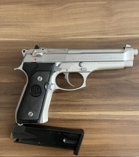 Satılık TABANCA – Beretta 92 – 9mm (9x19mm) – Bulundurma Ruhsatlı – Van – İlan 15807 – Görsel 15808