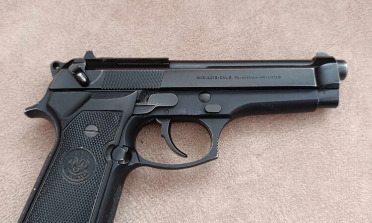 Satılık TABANCA – Beretta 92 – 9mm (9x19mm) – Taşıma Ruhsatlı – Bursa – İlan 15518 – Görsel 15519