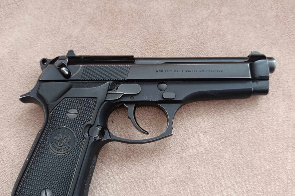 Satılık TABANCA – Beretta 92 – 9mm (9x19mm) – Taşıma Ruhsatlı – Bursa – İlan 15518 – Görsel 15519