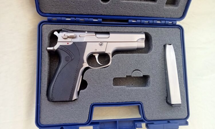 Satılık TABANCA – Smith & Wesson 5906 – 9mm (9x19mm) – Bulundurma Ruhsatlı – İstanbul – İlan 16358 – Görsel 16359