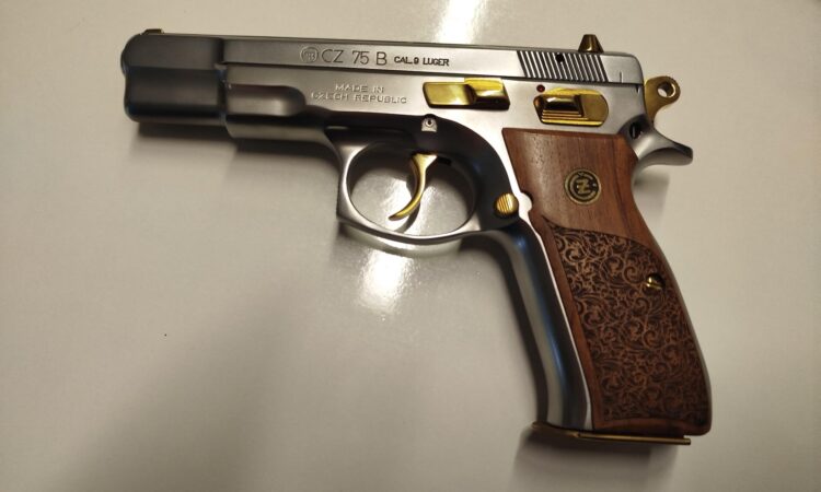 Satılık TABANCA – CZ 75 – 9mm (9x19mm) – Taşıma Ruhsatlı – Ankara – İlan 15326 – Görsel 15329