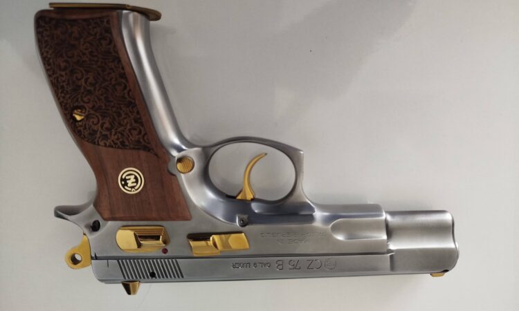 Satılık TABANCA – CZ 75 – 9mm (9x19mm) – Taşıma Ruhsatlı – Ankara – İlan 15326 – Görsel 15330