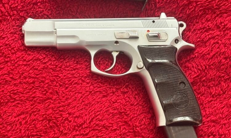 CZ 75 Tabanca | Silah ilanı # 7 Satılık TABANCA – CZ 75 – 9mm (9x19mm) – Taşıma Ruhsatlı – Samsun – İlan 16113 – Görsel 16115