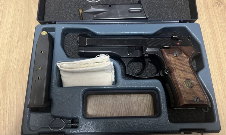 Satılık TABANCA – Beretta 92 – 9mm (9x19mm) – Bulundurma Ruhsatlı – İstanbul – İlan 14749 – Görsel 14750