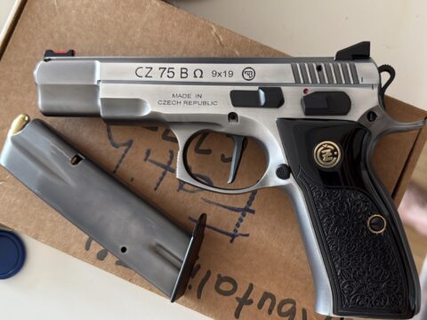 Satılık TABANCA – CZ 75 – 9mm (9x19mm) – Taşıma Ruhsatlı – İstanbul – İlan 15423 – Görsel 15424