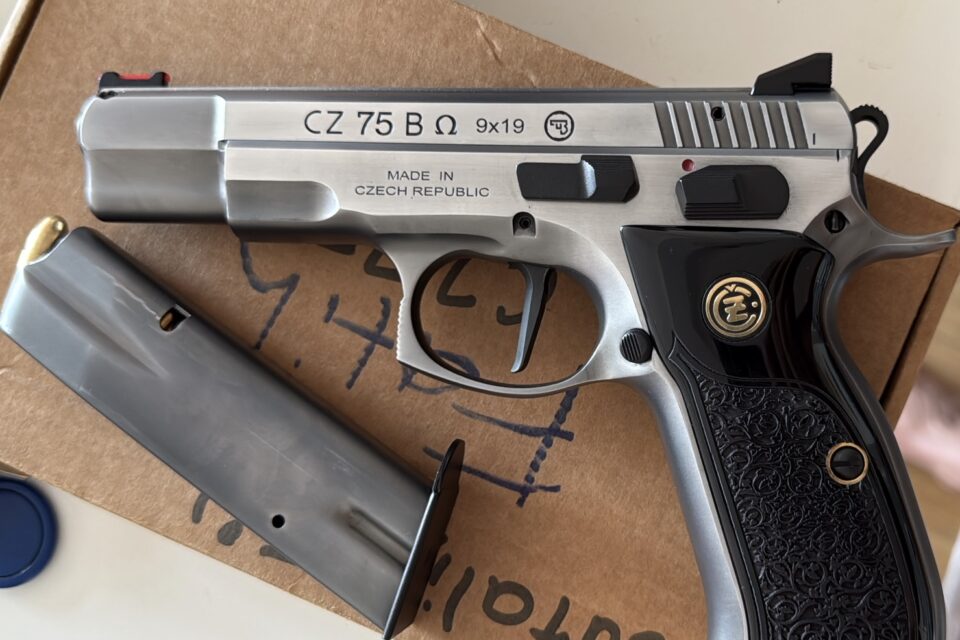 Satılık TABANCA – CZ 75 – 9mm (9x19mm) – Taşıma Ruhsatlı – İstanbul – İlan 15423 – Görsel 15424