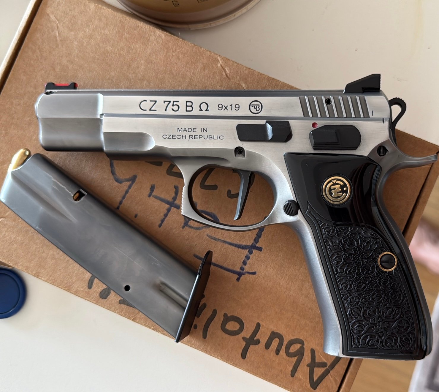 Satılık TABANCA – CZ 75 – 9mm (9x19mm) – Taşıma Ruhsatlı – İstanbul – İlan 15423 – Görsel 15424