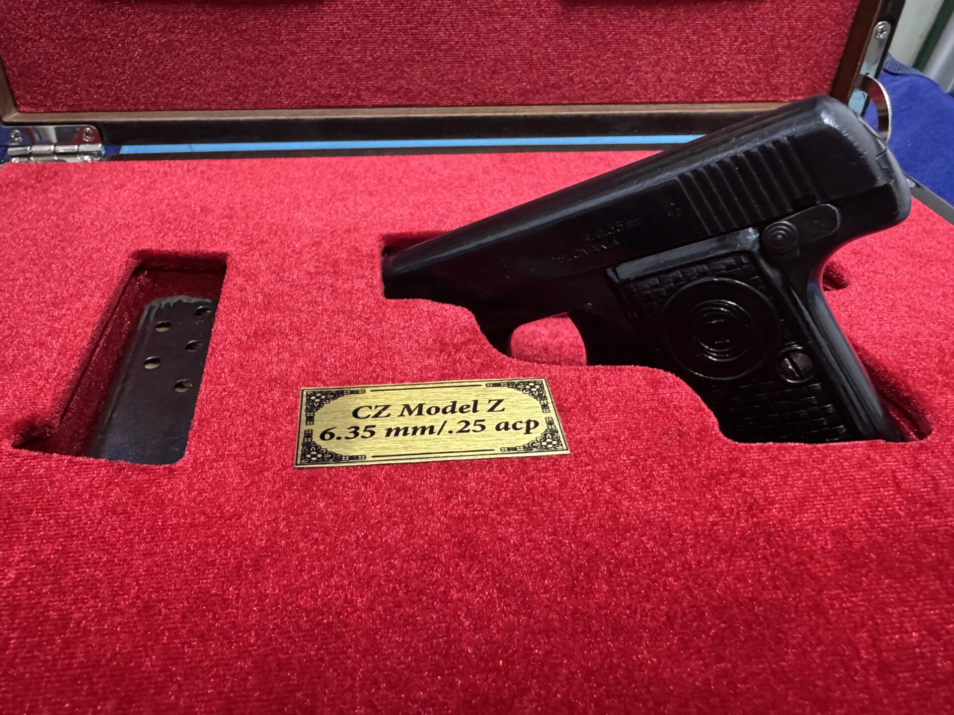 Satılık TABANCA – CZ Z – 6.35mm (.25 ACP) – Taşıma Ruhsatlı – Malatya – İlan 16085 – Görsel 16086