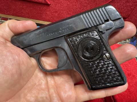 Satılık TABANCA – CZ Z – 6.35mm (.25 ACP) – Taşıma Ruhsatlı – Malatya – İlan 16085 – Görsel 16090