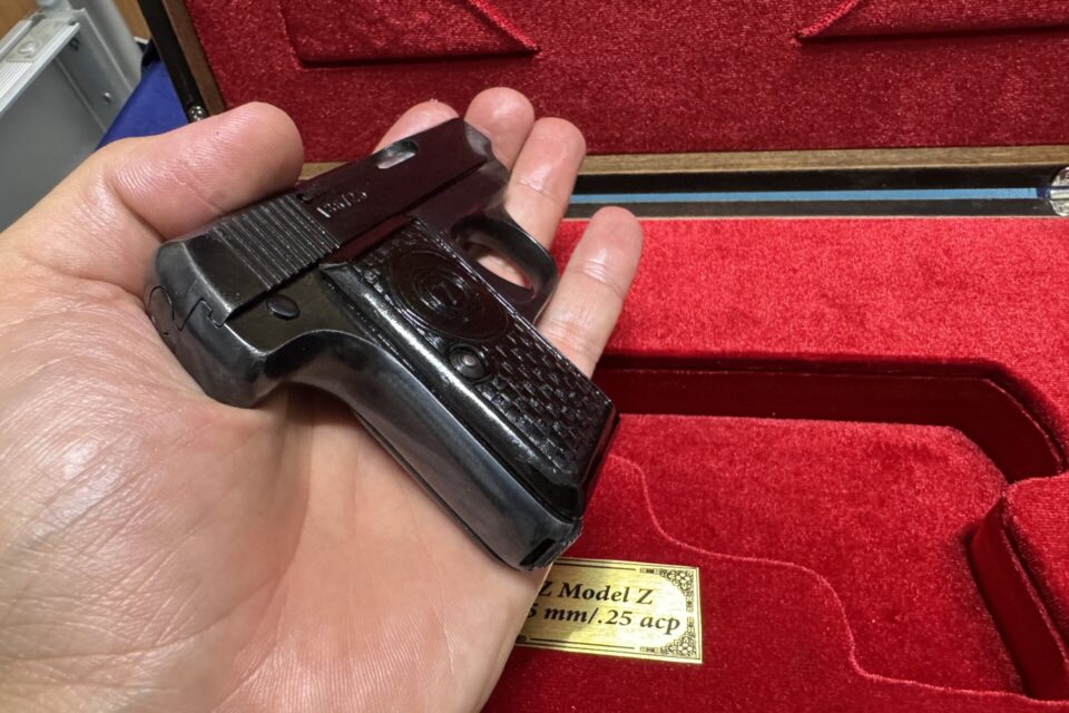 Satılık TABANCA – CZ Z – 6.35mm (.25 ACP) – Taşıma Ruhsatlı – Malatya – İlan 16085 – Görsel 16088