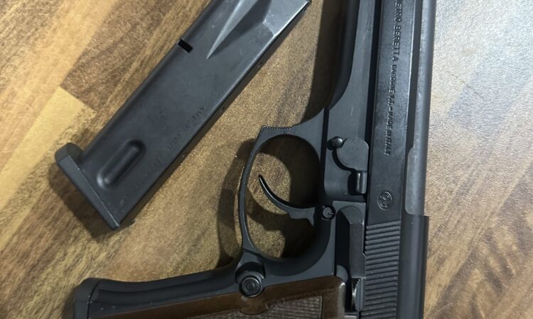 Satılık TABANCA – Beretta 92 – 9mm Browning Long – Bulundurma Ruhsatlı – İstanbul – İlan 15609 – Görsel 15612