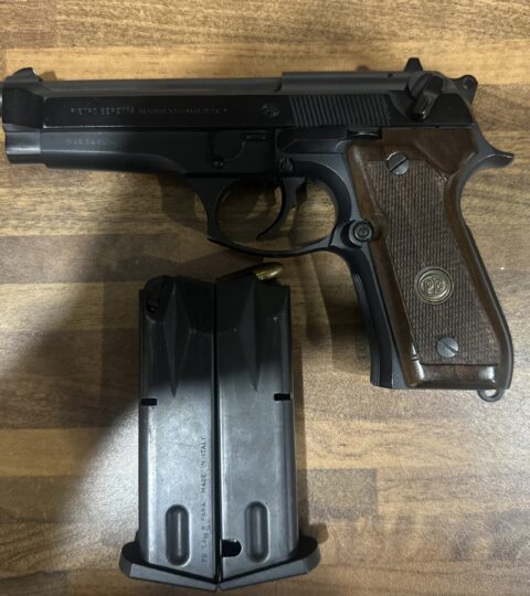 Satılık TABANCA – Beretta 92 – 9mm Browning Long – Bulundurma Ruhsatlı – İstanbul – İlan 15609 – Görsel 15611