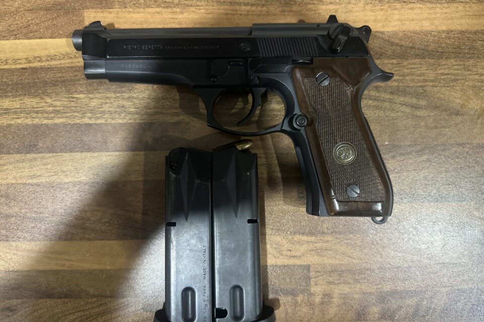 Satılık TABANCA – Beretta 92 – 9mm Browning Long – Bulundurma Ruhsatlı – İstanbul – İlan 15609 – Görsel 15611