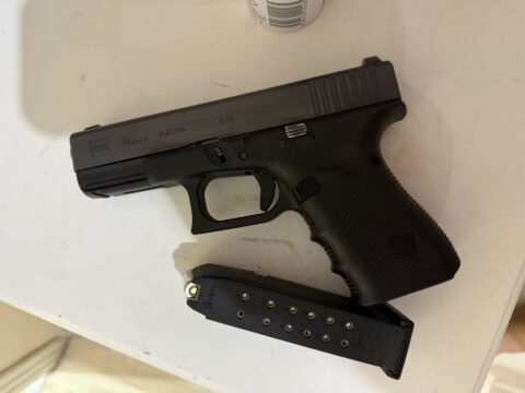 Satılık TABANCA – Glock 19 – 9mm (9x19mm) – Taşıma Ruhsatlı – Sakarya – İlan 14837 – Görsel 14839