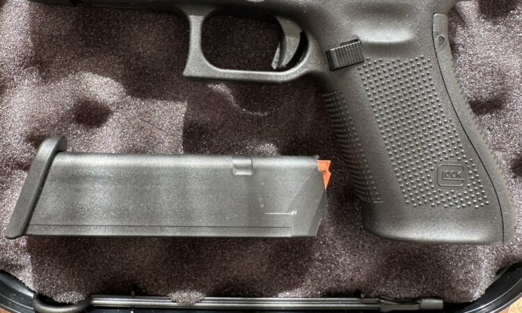 Satılık TABANCA – Glock 17 – 9mm (9x19mm) – Taşıma Ruhsatlı – İstanbul – İlan 15521 – Görsel 15525