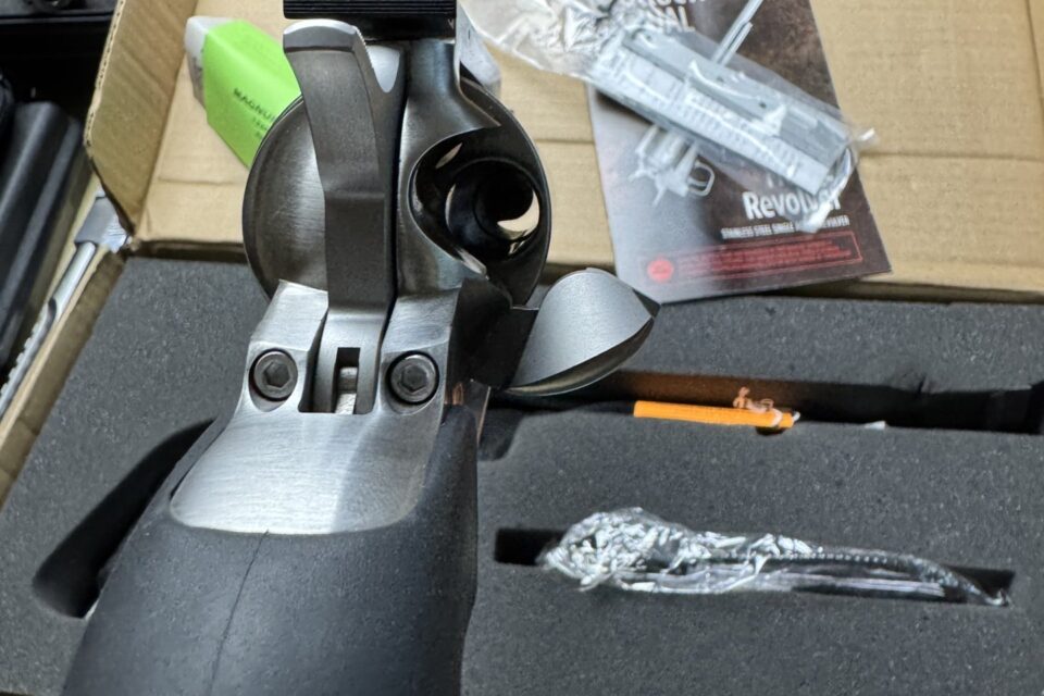 Satılık TABANCA – Magnum Research BFR – 500 SW Magnum – Taşıma Ruhsatlı – İstanbul – İlan 15082 – Görsel 15085