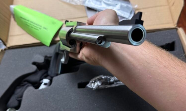 Satılık TABANCA – Magnum Research BFR – 500 SW Magnum – Taşıma Ruhsatlı – İstanbul – İlan 15082 – Görsel 15087