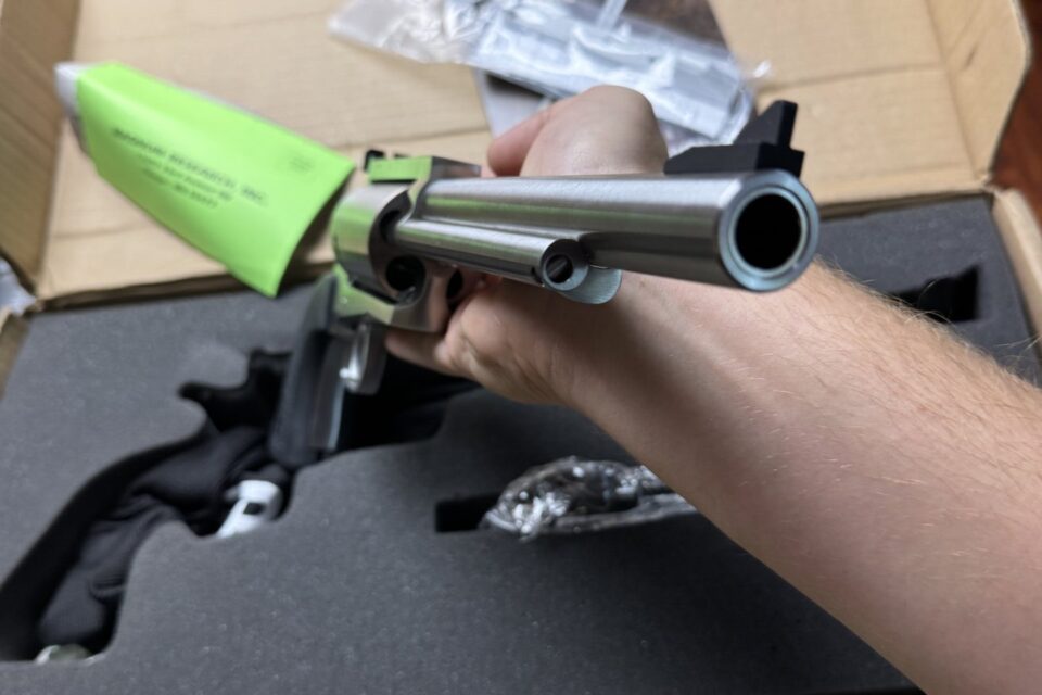 Satılık TABANCA – Magnum Research BFR – 500 SW Magnum – Taşıma Ruhsatlı – İstanbul – İlan 15082 – Görsel 15087