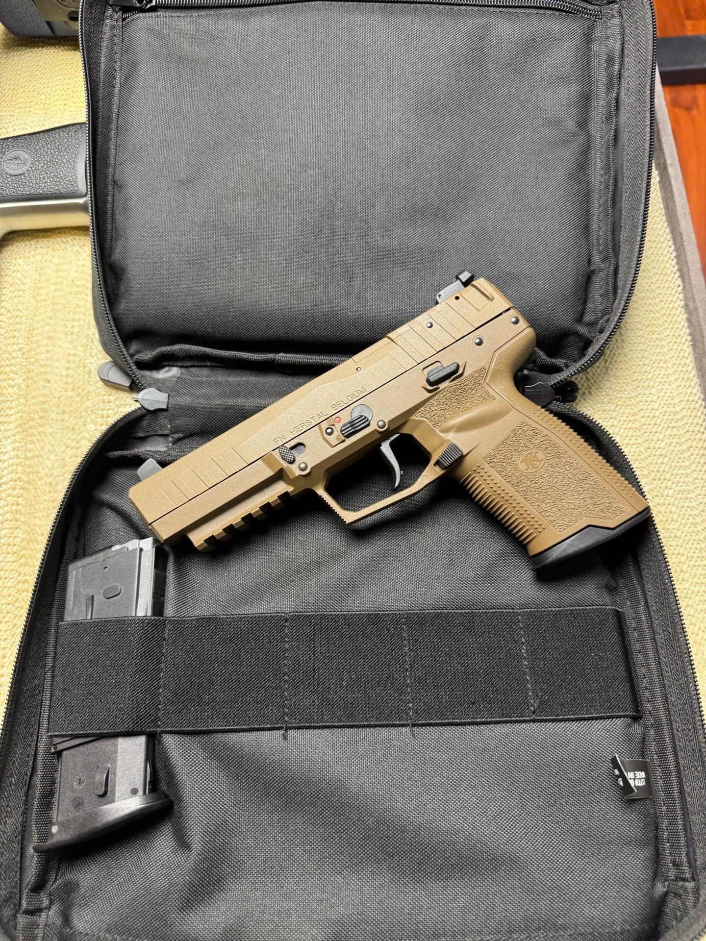 Satılık TABANCA – FN Five-seven – 5.7×28mm – Taşıma Ruhsatlı – İstanbul – İlan 15029 – Görsel 15030