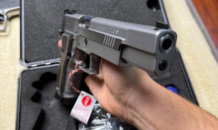 Satılık TABANCA – Sig Sauer P226 – 9mm (9x19mm) – Taşıma Ruhsatlı – İstanbul – İlan 15054 – Görsel 15058