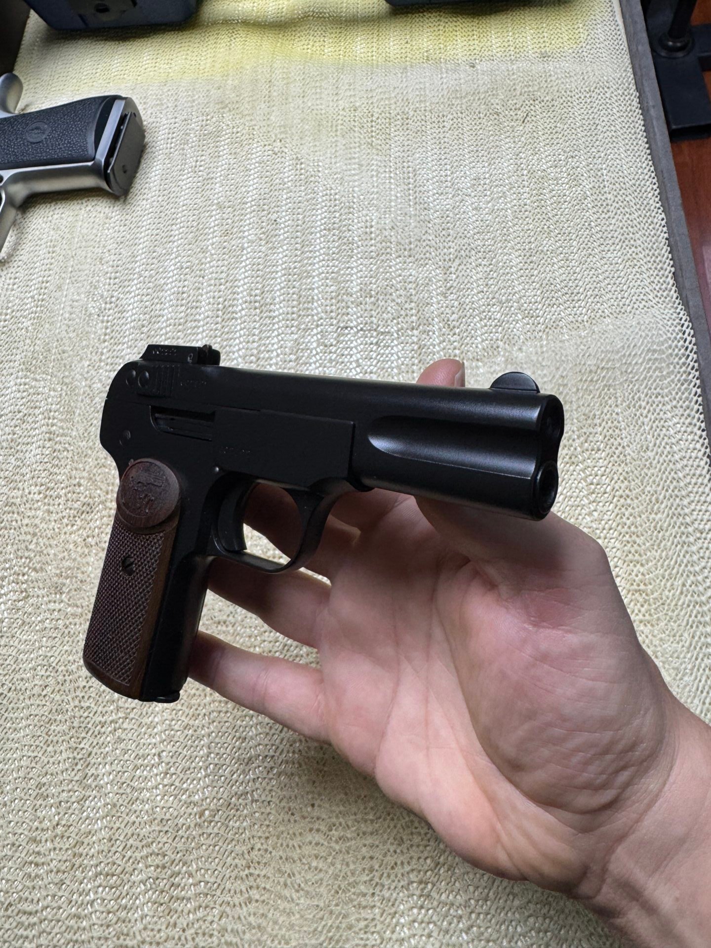 Satılık TABANCA – Browning 1900 – 7.65mm (.32 ACP) – Taşıma Ruhsatlı – İstanbul – İlan 15077 – Görsel 15081