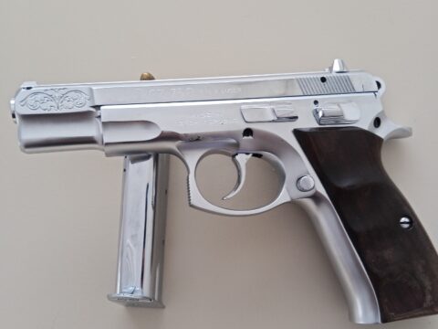 Satılık TABANCA – CZ 75 – 9mm (9x19mm) – Taşıma Ruhsatlı – İzmir – İlan 14770 – Görsel 14771
