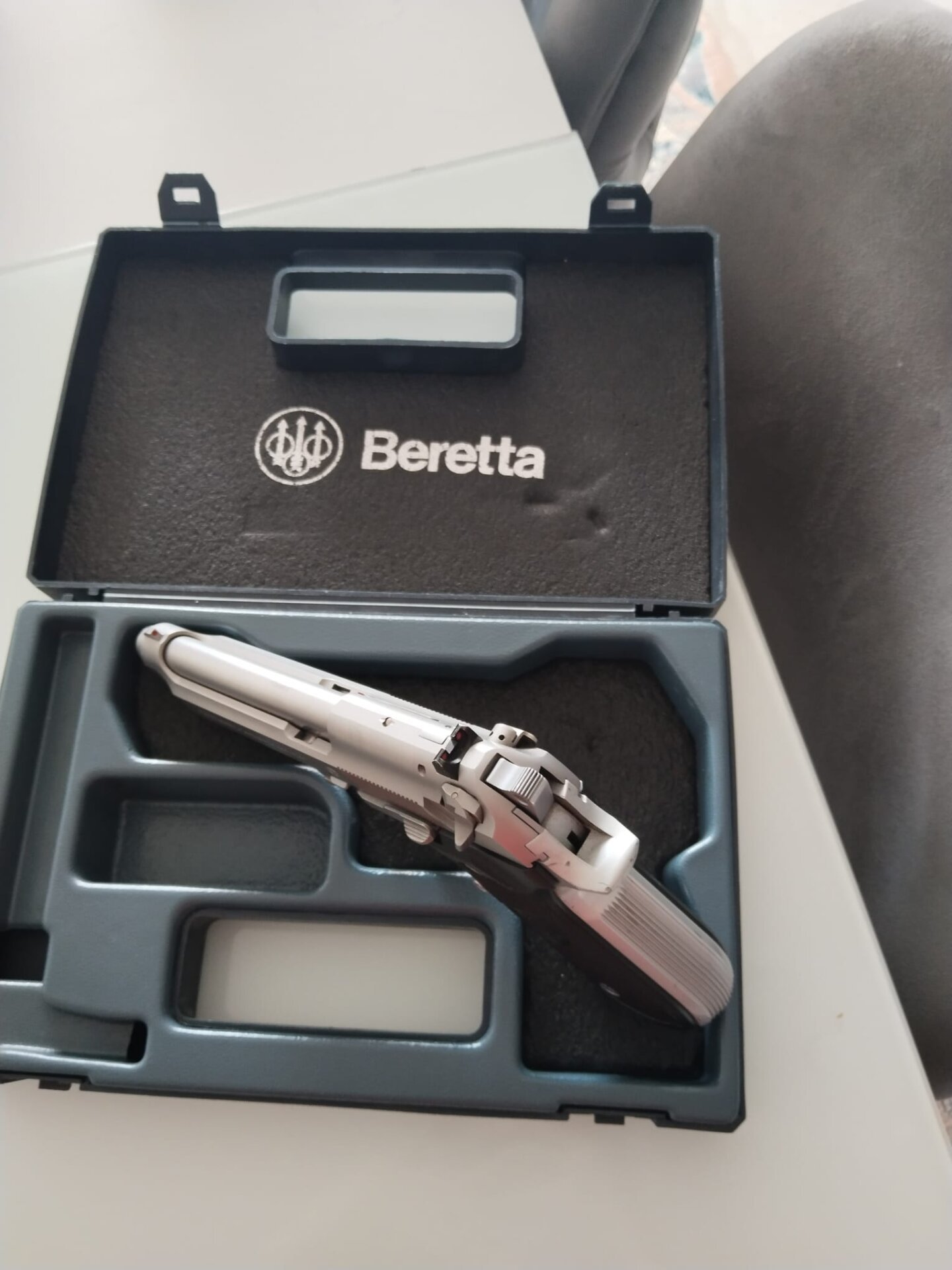 Satılık TABANCA – Beretta 92 – 9mm (9x19mm) – Bulundurma Ruhsatlı – Ankara – İlan 16256 – Görsel 16262