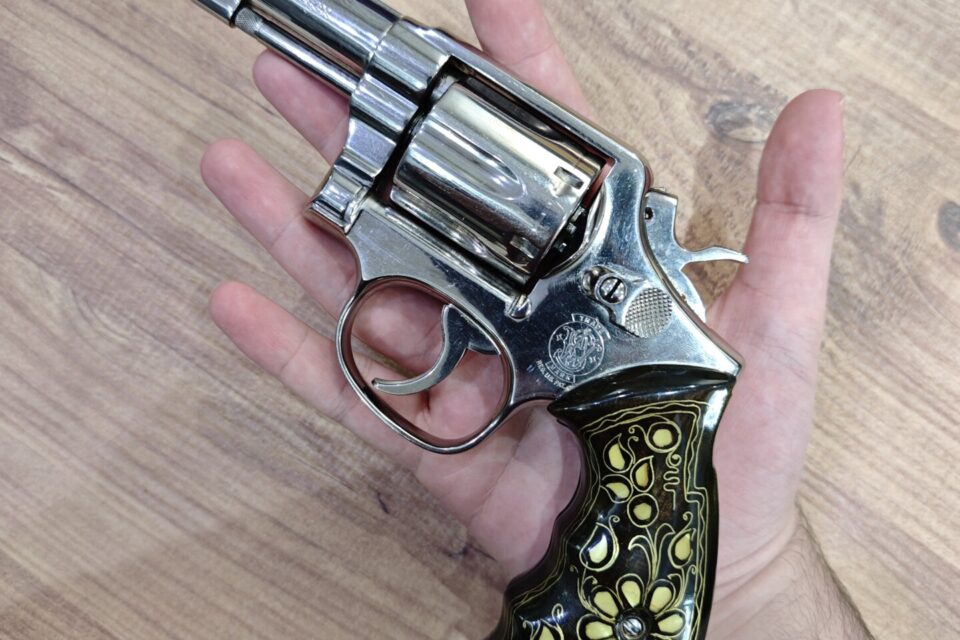 Satılık TABANCA – Smith & Wesson Model 10 – 38 Special – Bulundurma Ruhsatlı – İzmir – İlan 18513 – Görsel 18516