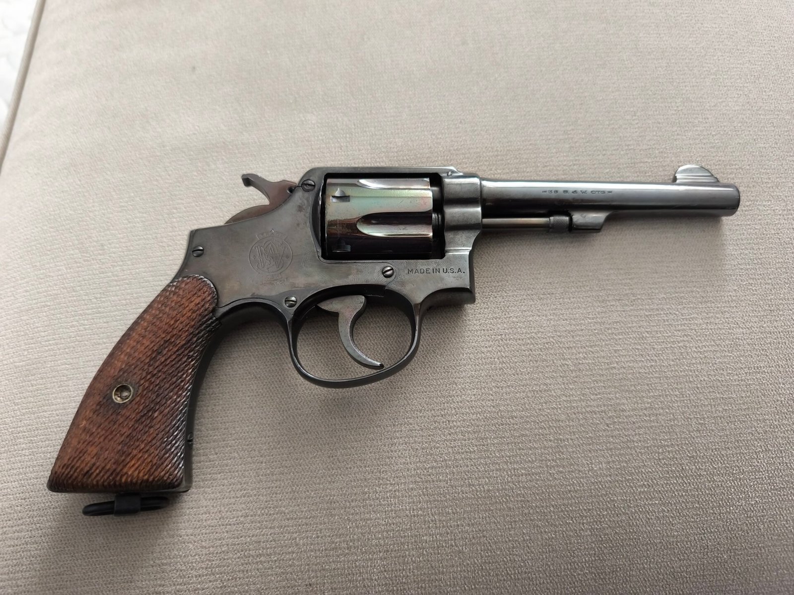 Satılık TABANCA – Smith & Wesson Model 10 – 9mm Browning Long – Taşıma Ruhsatlı – Ankara – İlan 18644 – Görsel 18645
