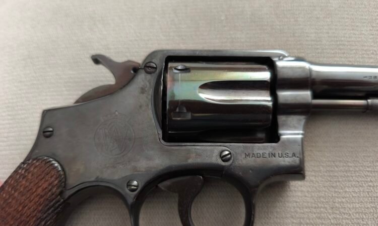 Satılık TABANCA – Smith & Wesson Model 10 – 9mm Browning Long – Taşıma Ruhsatlı – Ankara – İlan 18644 – Görsel 18648