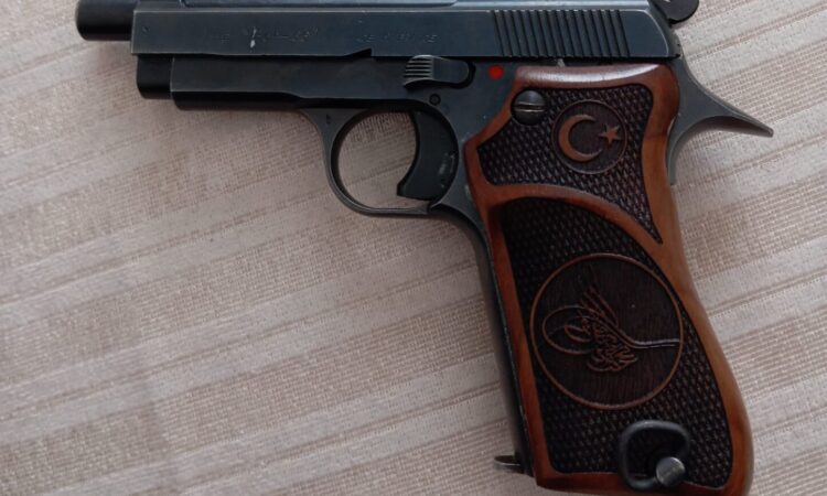 Satılık TABANCA – Unique Model 17 – 7.65mm (.32 ACP) – Bulundurma Ruhsatlı – Ankara – İlan 18697 – Görsel 18698