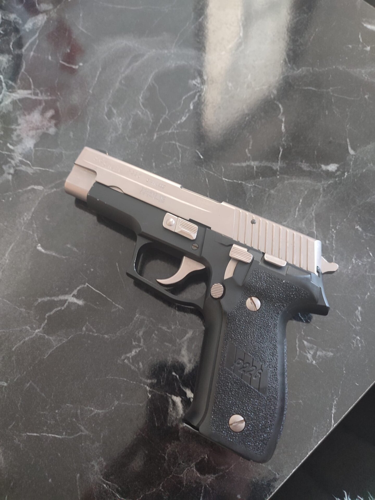 Satılık TABANCA – Sig Sauer P226 – 9mm (9x19mm) – Taşıma Ruhsatlı – Yalova – İlan 19436 – Görsel 19442