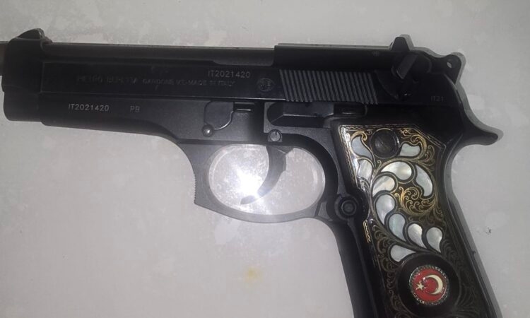 Satılık TABANCA – Beretta 92 – 9mm (9x19mm) – Taşıma Ruhsatlı – Siirt – İlan 19204 – Görsel 19206