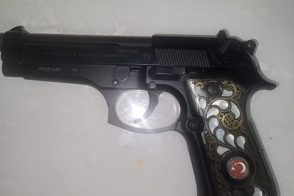 Satılık TABANCA – Beretta 92 – 9mm (9x19mm) – Taşıma Ruhsatlı – Siirt – İlan 19204 – Görsel 19206